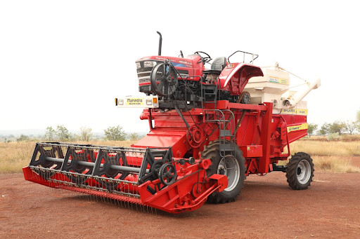 Combine Harvester Uses, Process & Benefits Guide